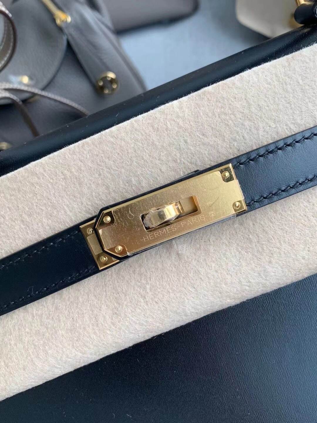 HERMES Kelly 25 Nior Box Gold-tone Hardware