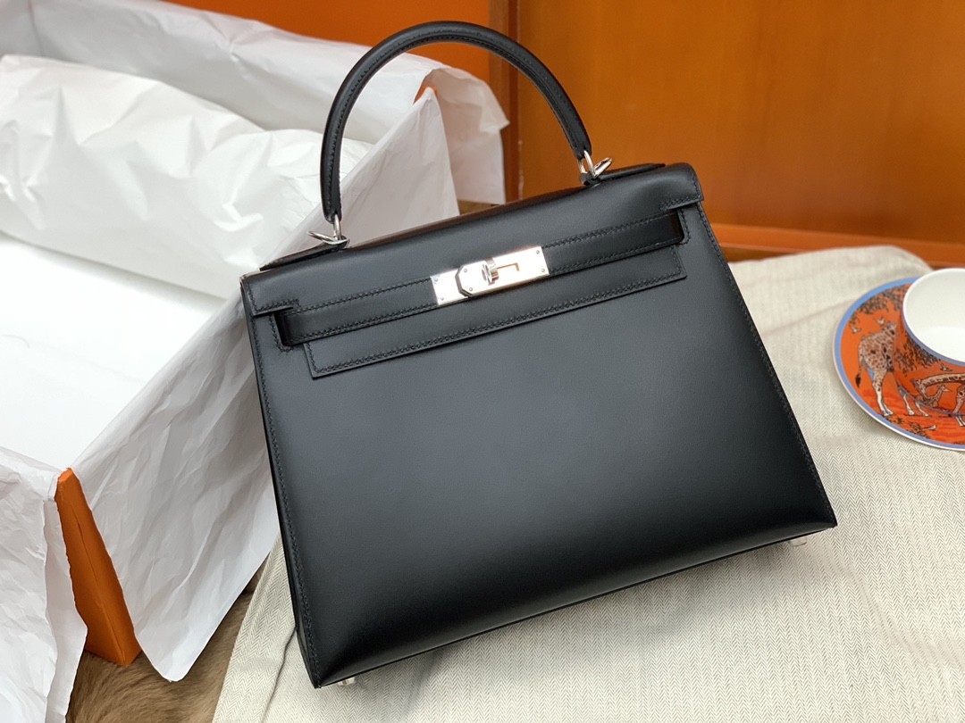 HERMES Kelly 28 Nior Box Silver-tone Hardware