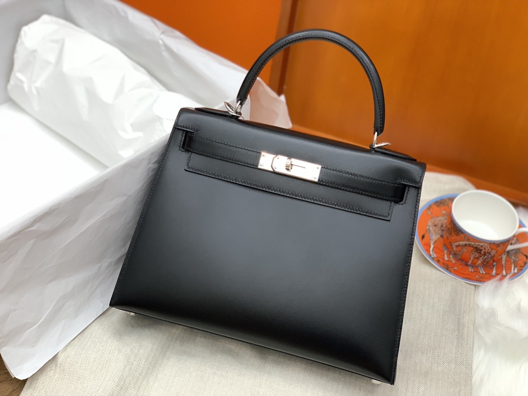 HERMES Kelly 28 Nior Box Silver-tone Hardware