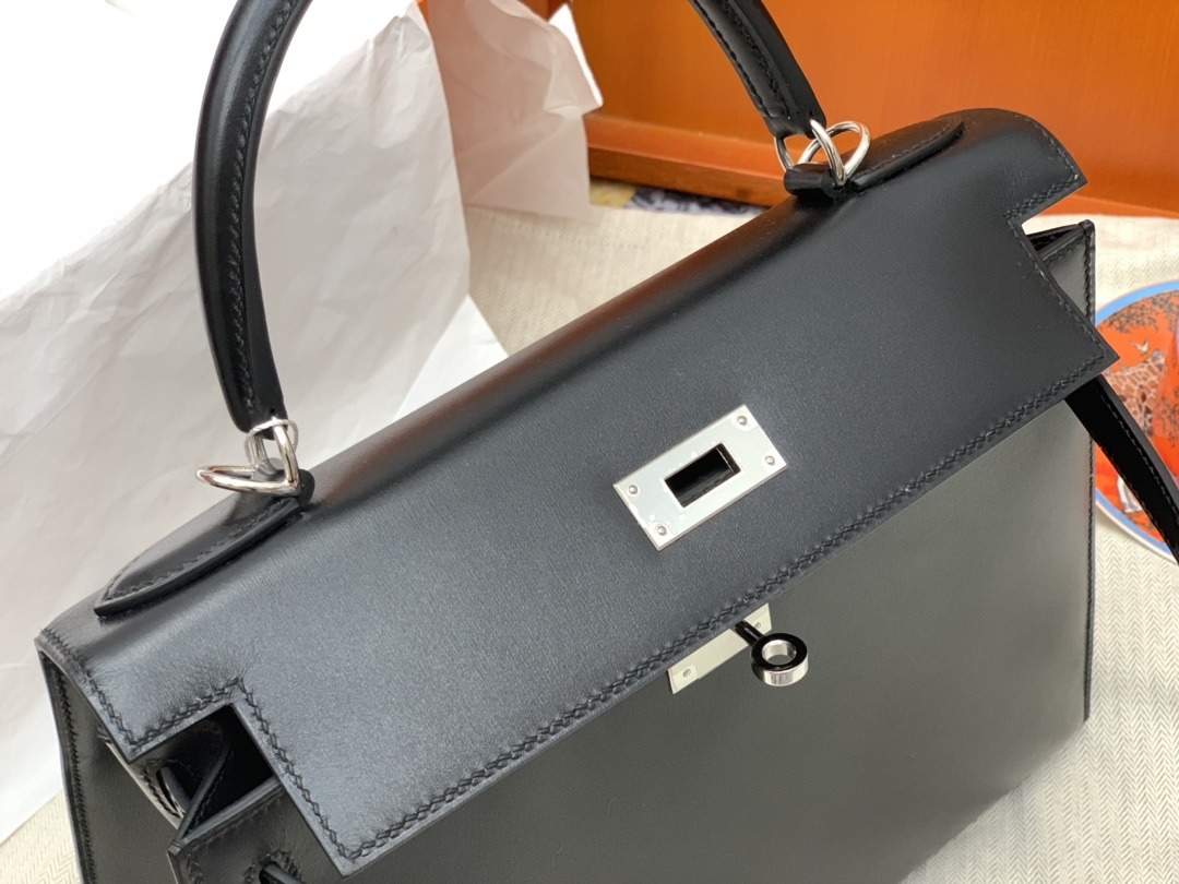 HERMES Kelly 28 Nior Box Silver-tone Hardware