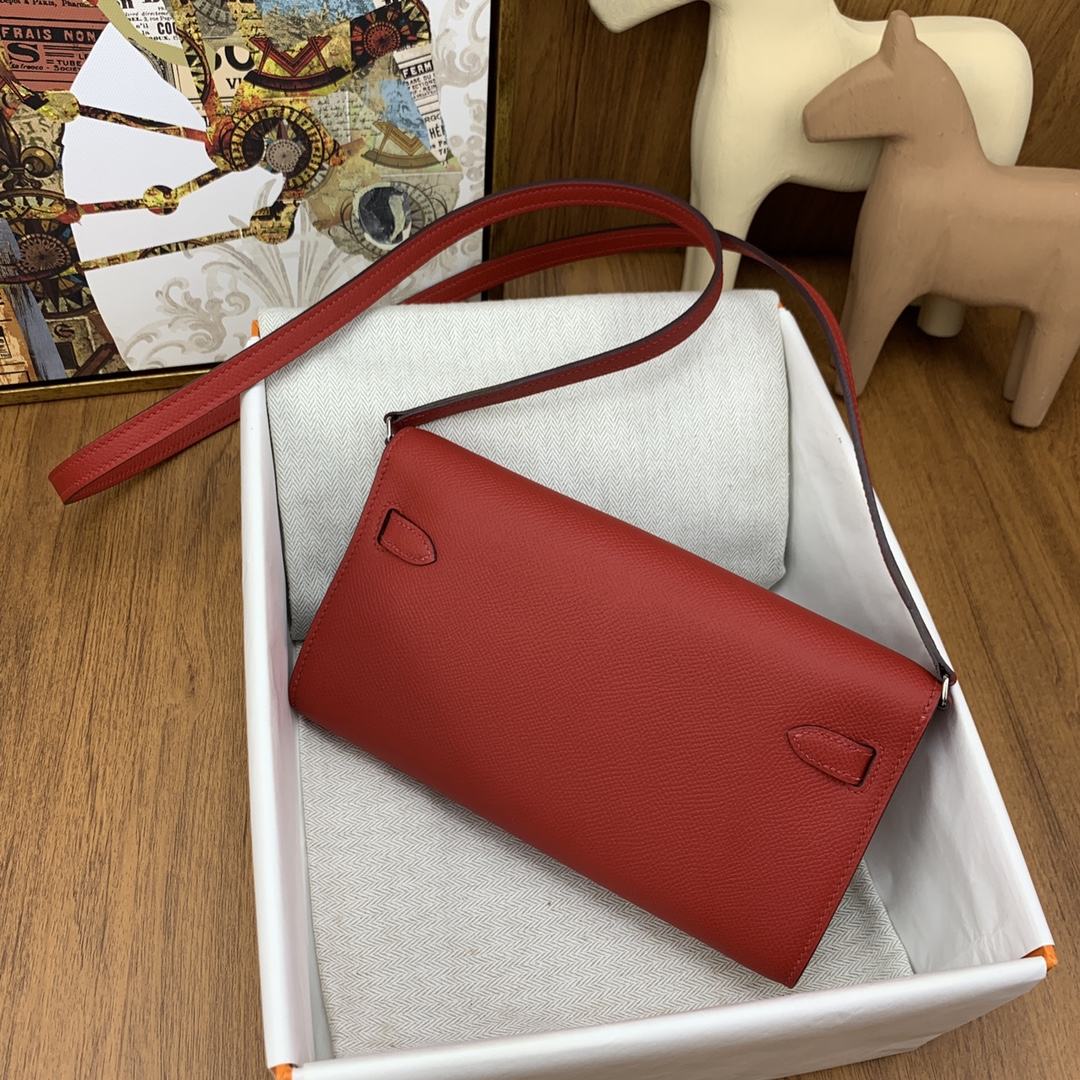 HERMES Kelly To Go Rouge De Corur Epsom Silver-tone Hardware