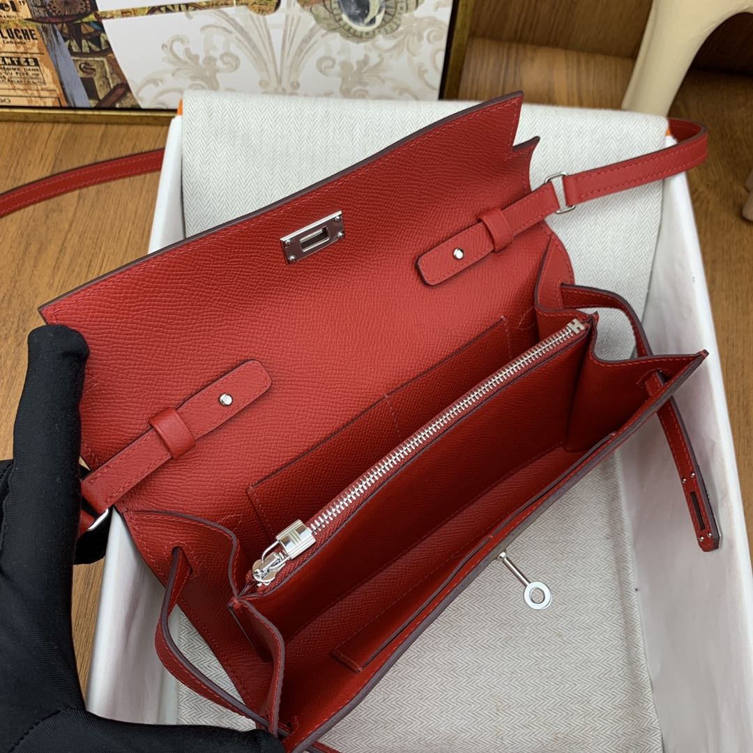 HERMES Kelly To Go Rouge De Corur Epsom Silver-tone Hardware