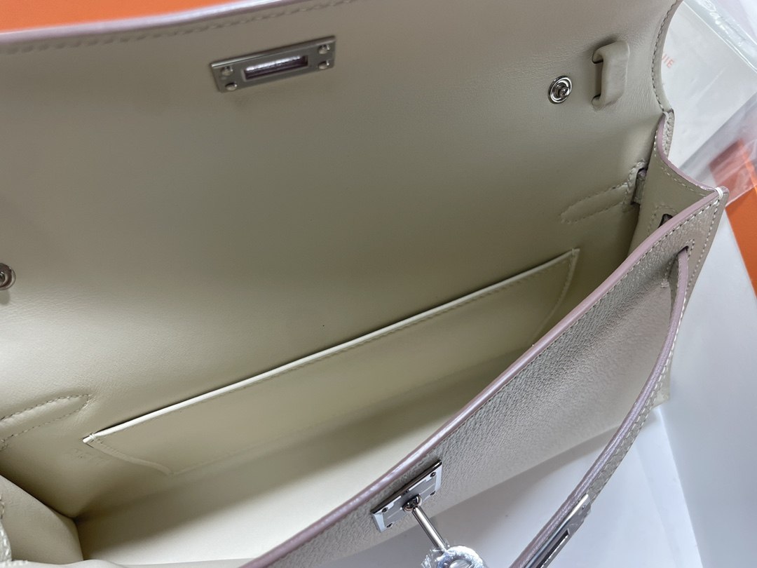 HERMES Kelly Elan Craie Chevre Silver-tone Hardware