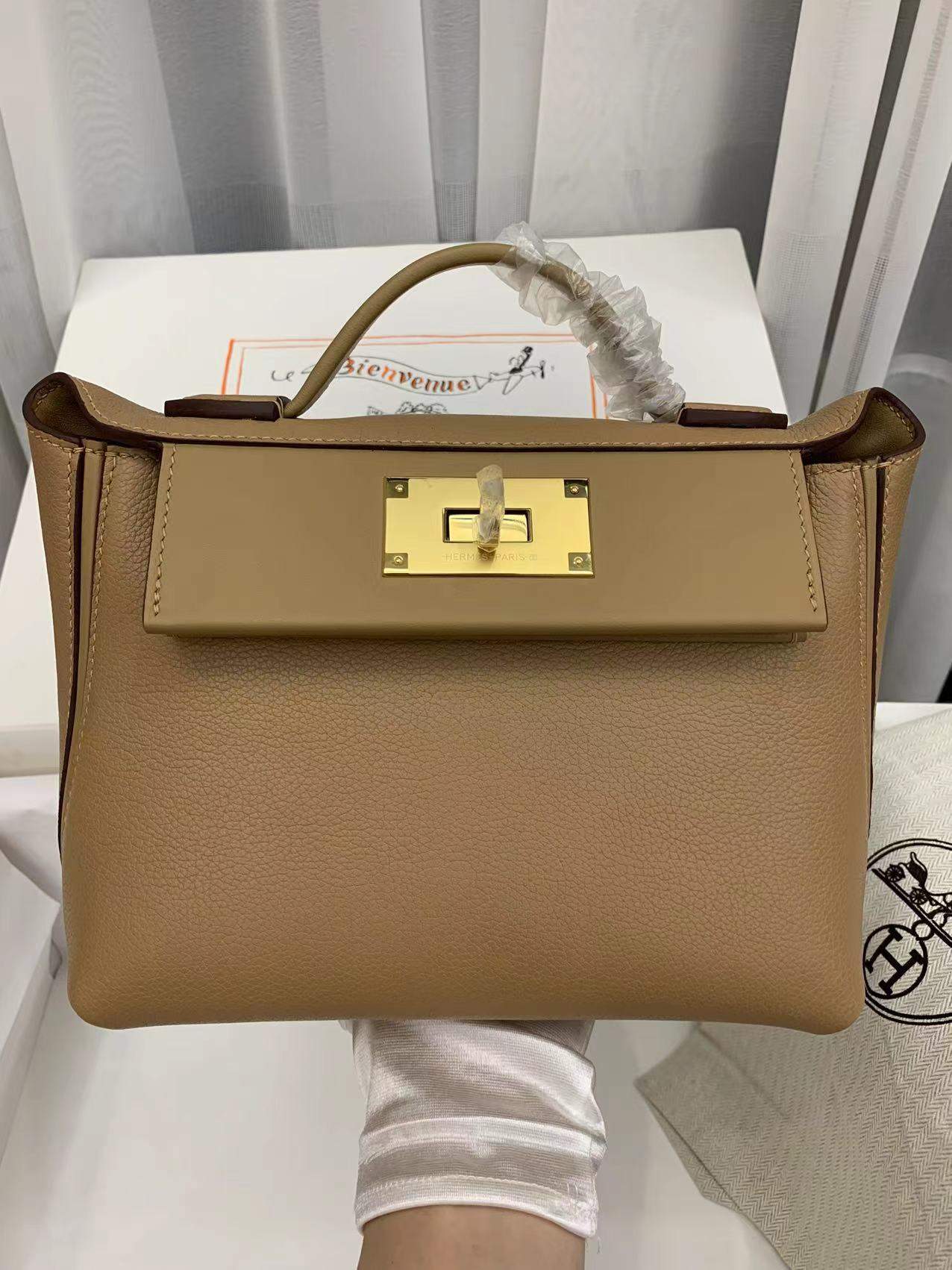 HERMES Kelly Mini 2424 Biscuit Evercolor Gold-tone Hardware