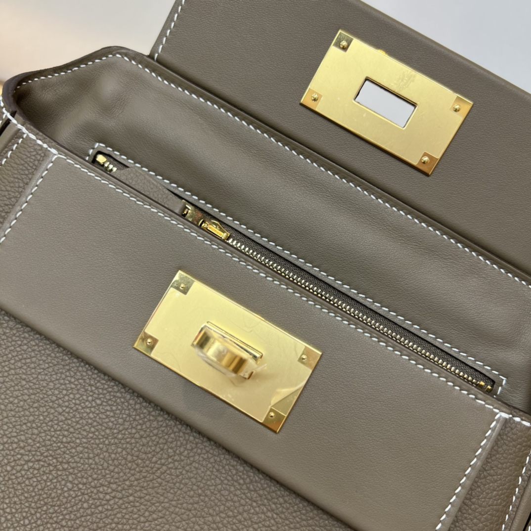 HERMES Kelly Mini 2424 Etoupe Evercolor Gold-tone Hardware