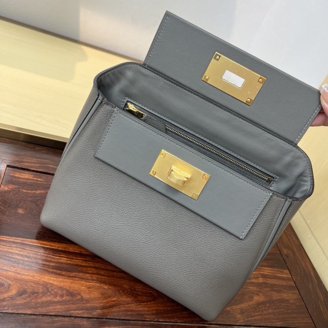 HERMES Kelly Mini 2424 Etain Evercolor Gold-tone Hardware