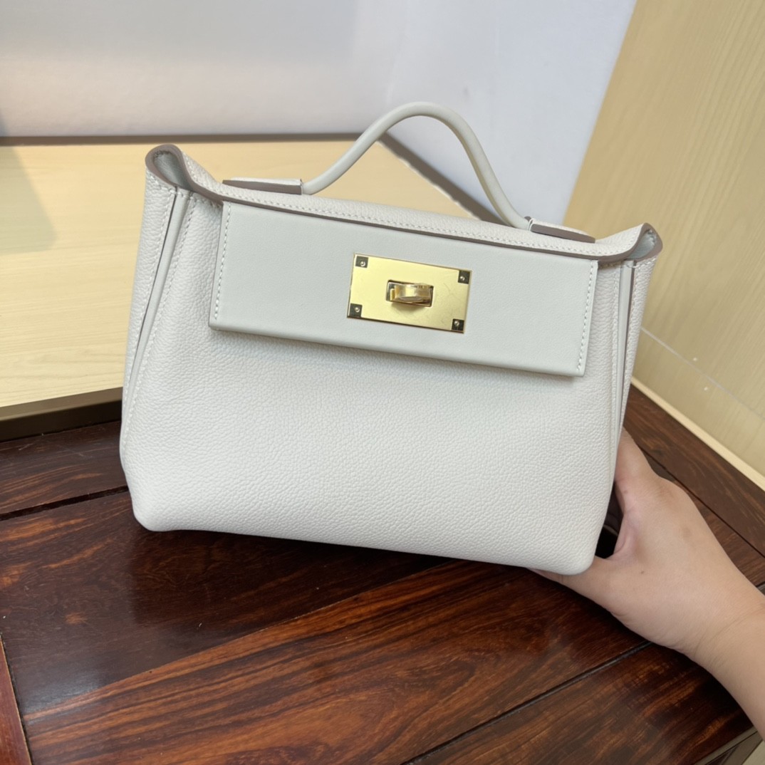 HERMES Kelly Mini 2424 Craie Evercolor Gold-tone Hardware