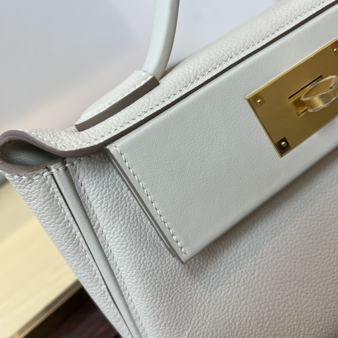 HERMES Kelly Mini 2424 Craie Evercolor Gold-tone Hardware