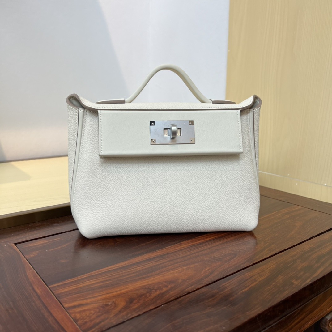 HERMES Kelly Mini 2424 Craie Evercolor Silver-tone Hardware