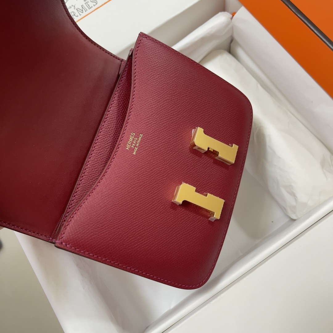 HERMES Constance 19 Rouge Grenade Epsom