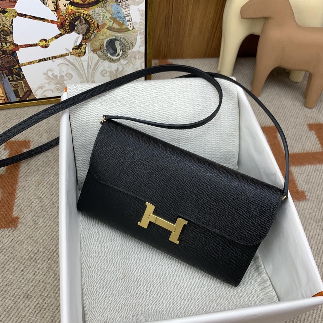 HERMES Constance to go Noir Epsom