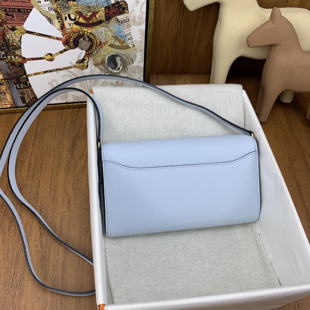 HERMES Constance to go Bleu Pale Epsom