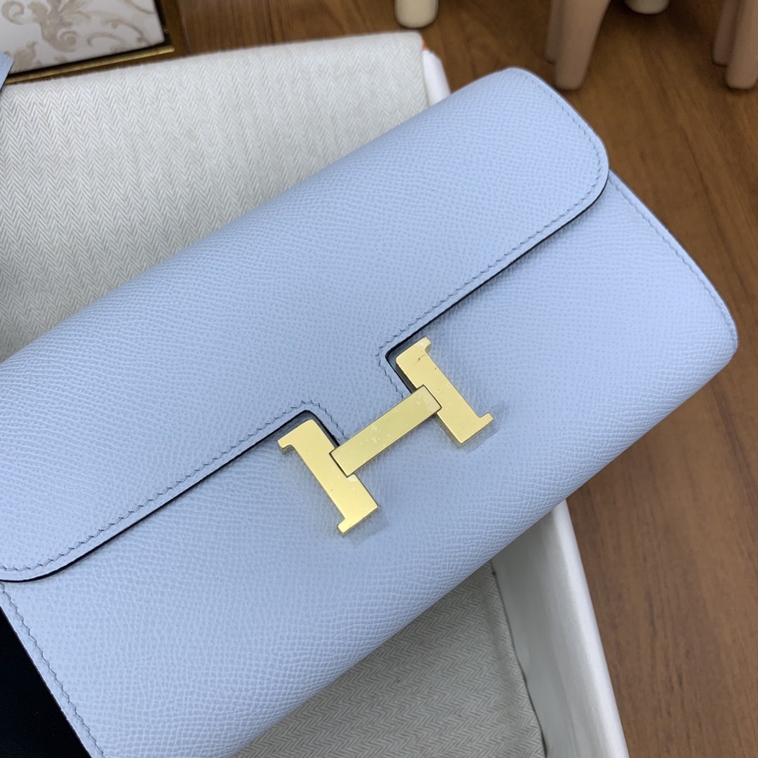 HERMES Constance to go Bleu Pale Epsom