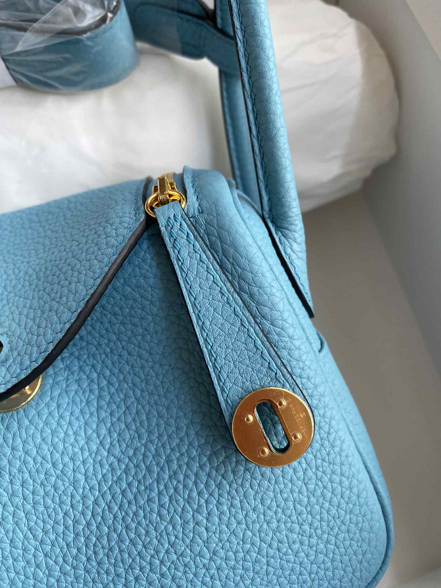 HERMES Lindy 19 Bleu De Noo