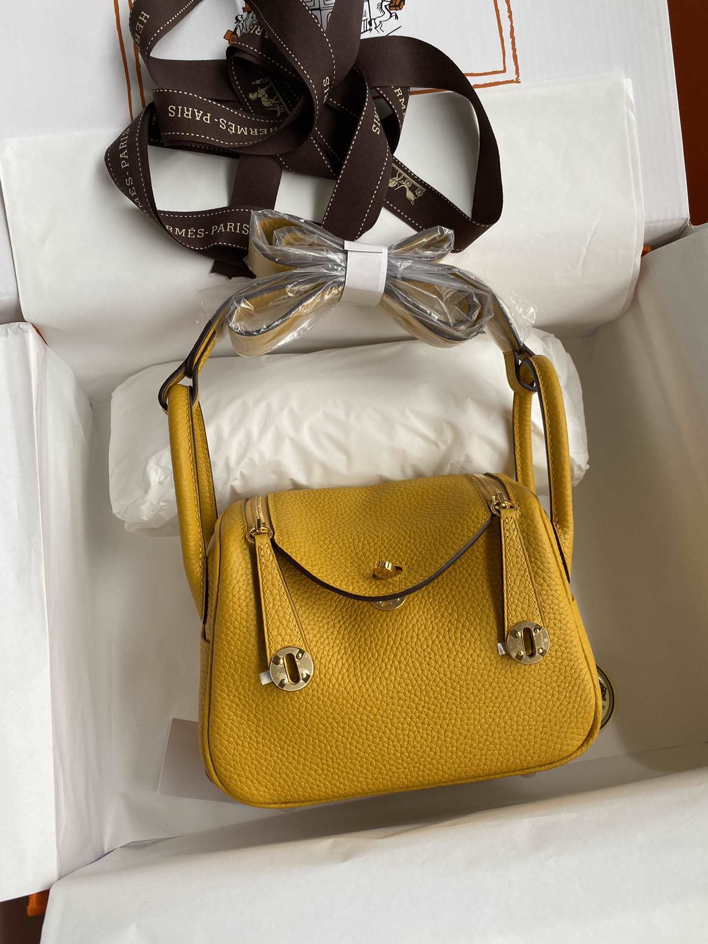 HERMES Lindy 19 Jaune Ambre