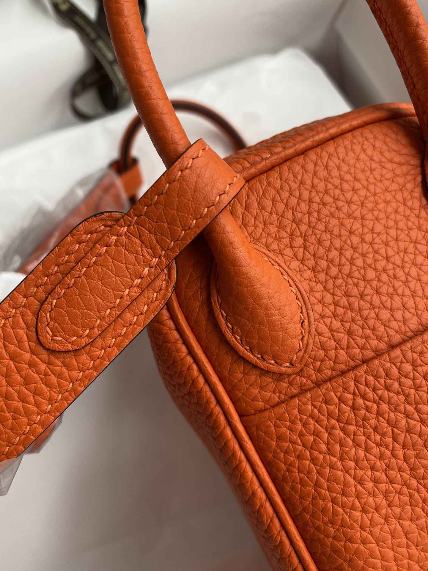 HERMES Lindy 19 Orange