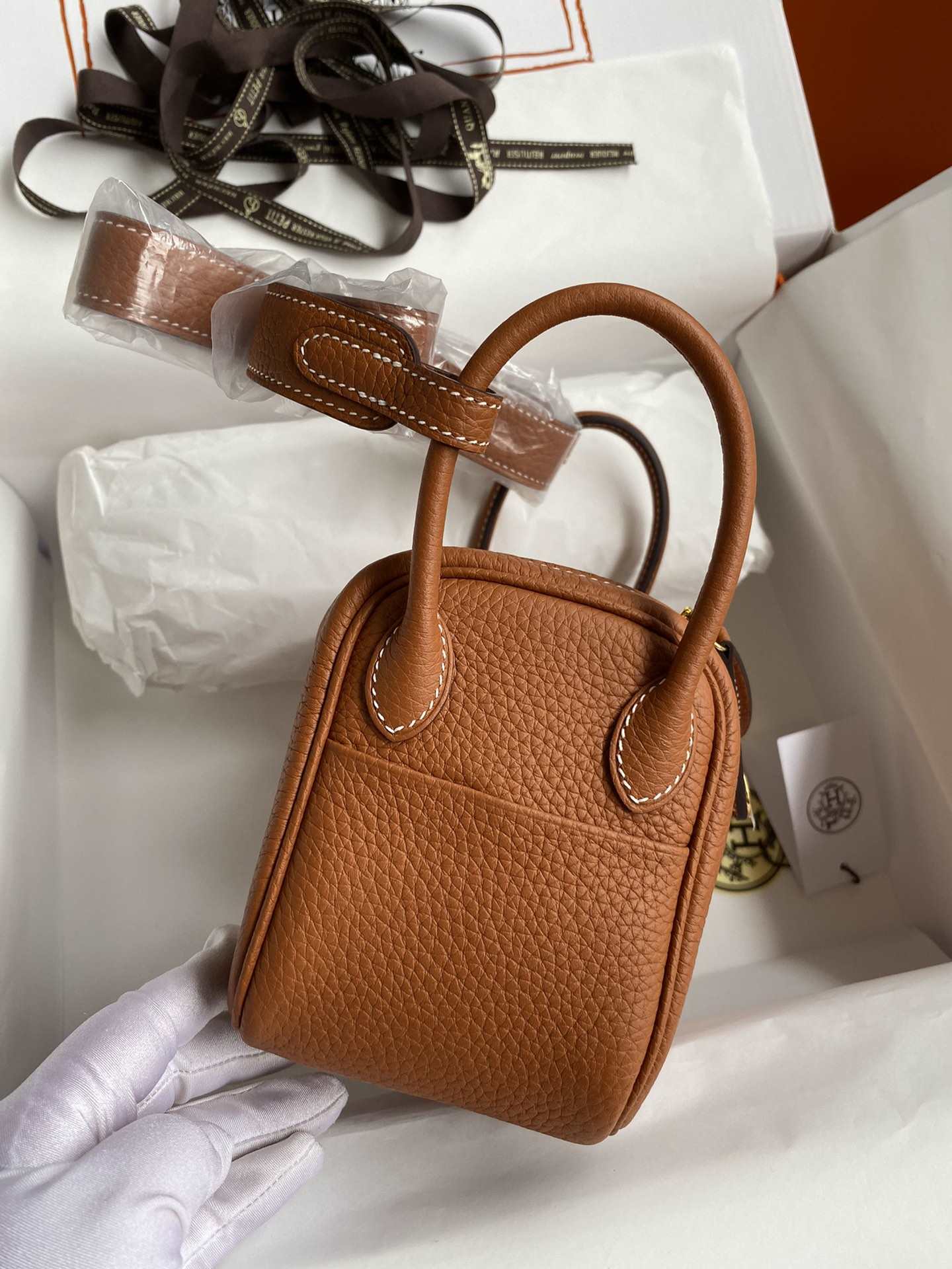 HERMES Lindy 19 Gold