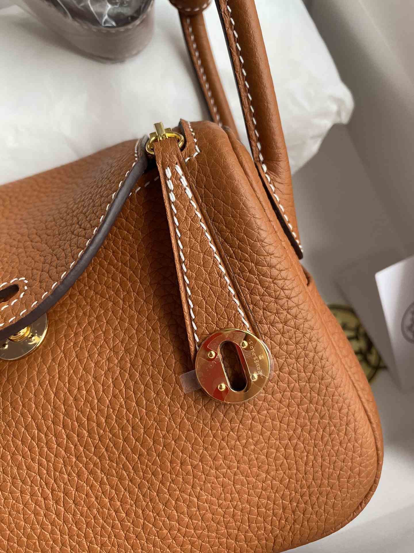 HERMES Lindy 19 Gold