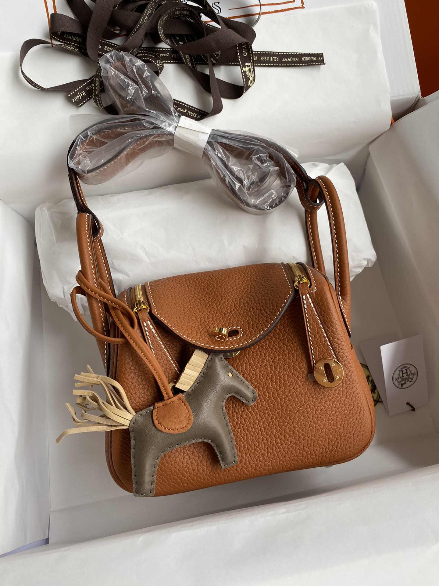 HERMES Lindy 19 Gold