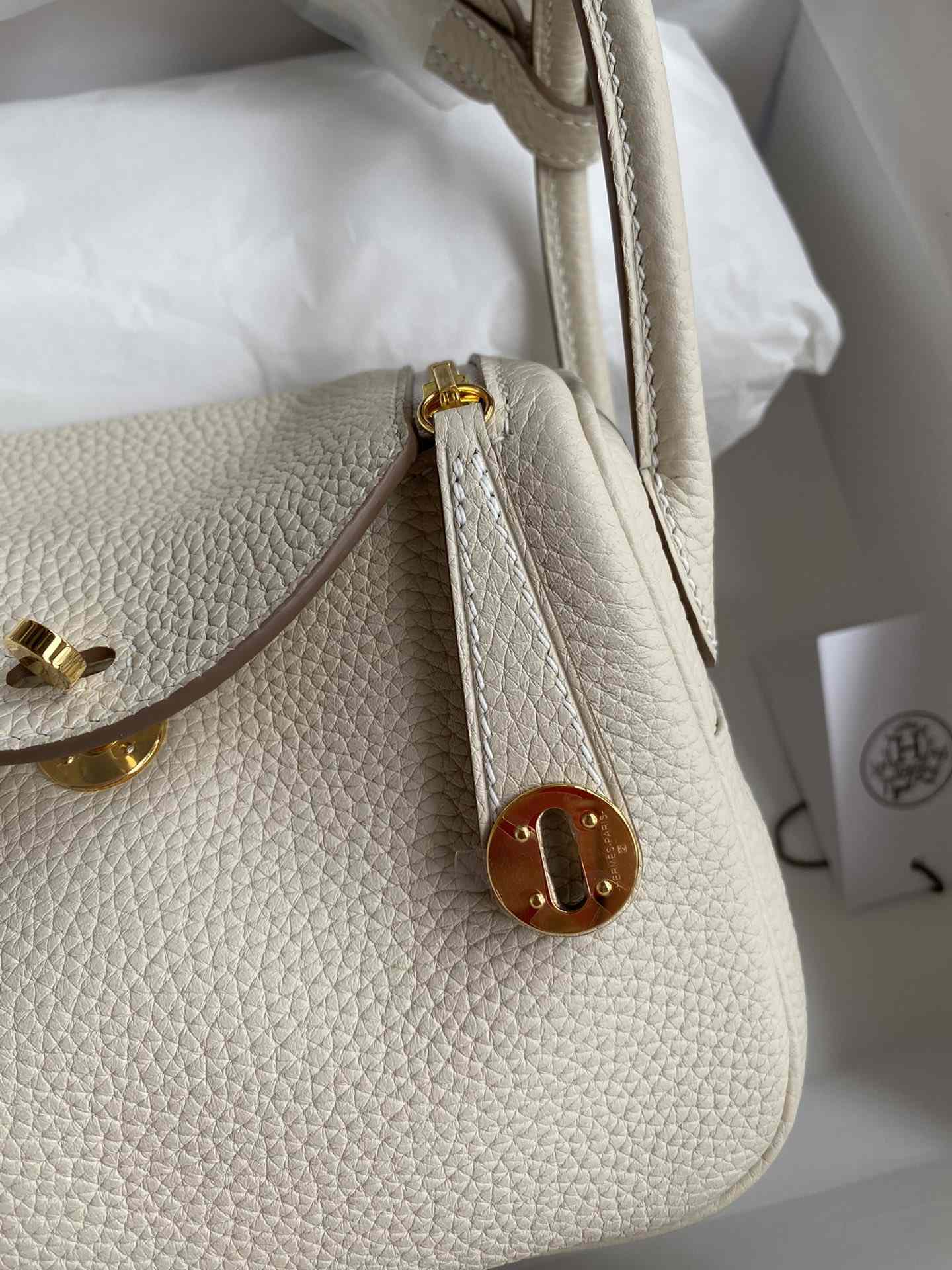 HERMES Lindy 19 Craie