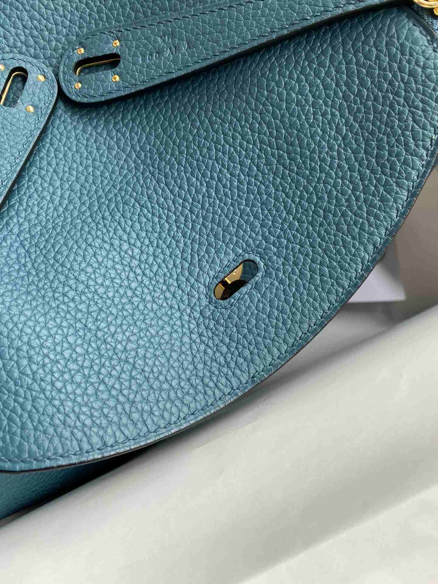 HERMES Lindy 26 VertBosphore