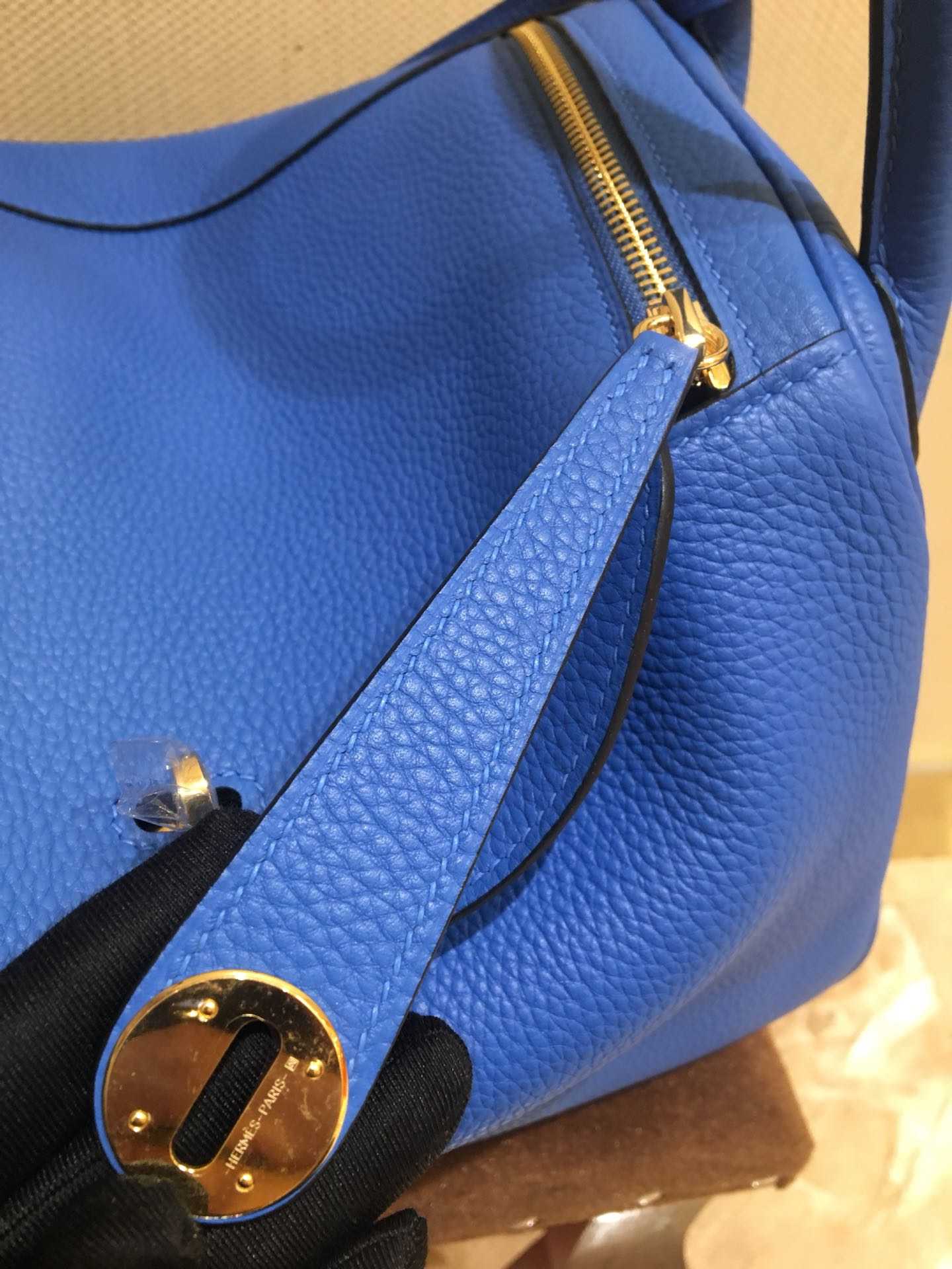 HERMES Lindy 30 Bright Blue