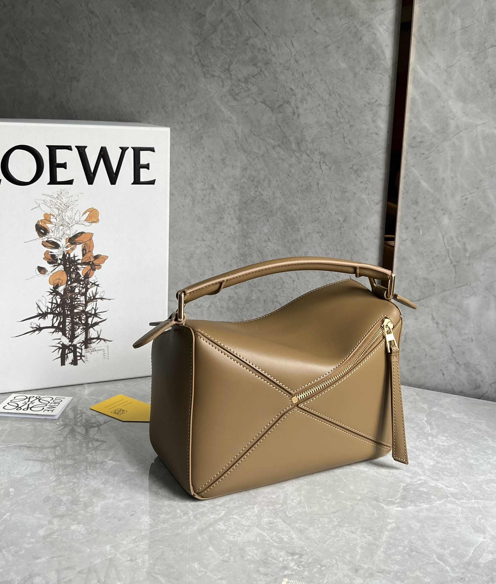 LOEWE Small Puzzle bag in Classic Calfskin Brown