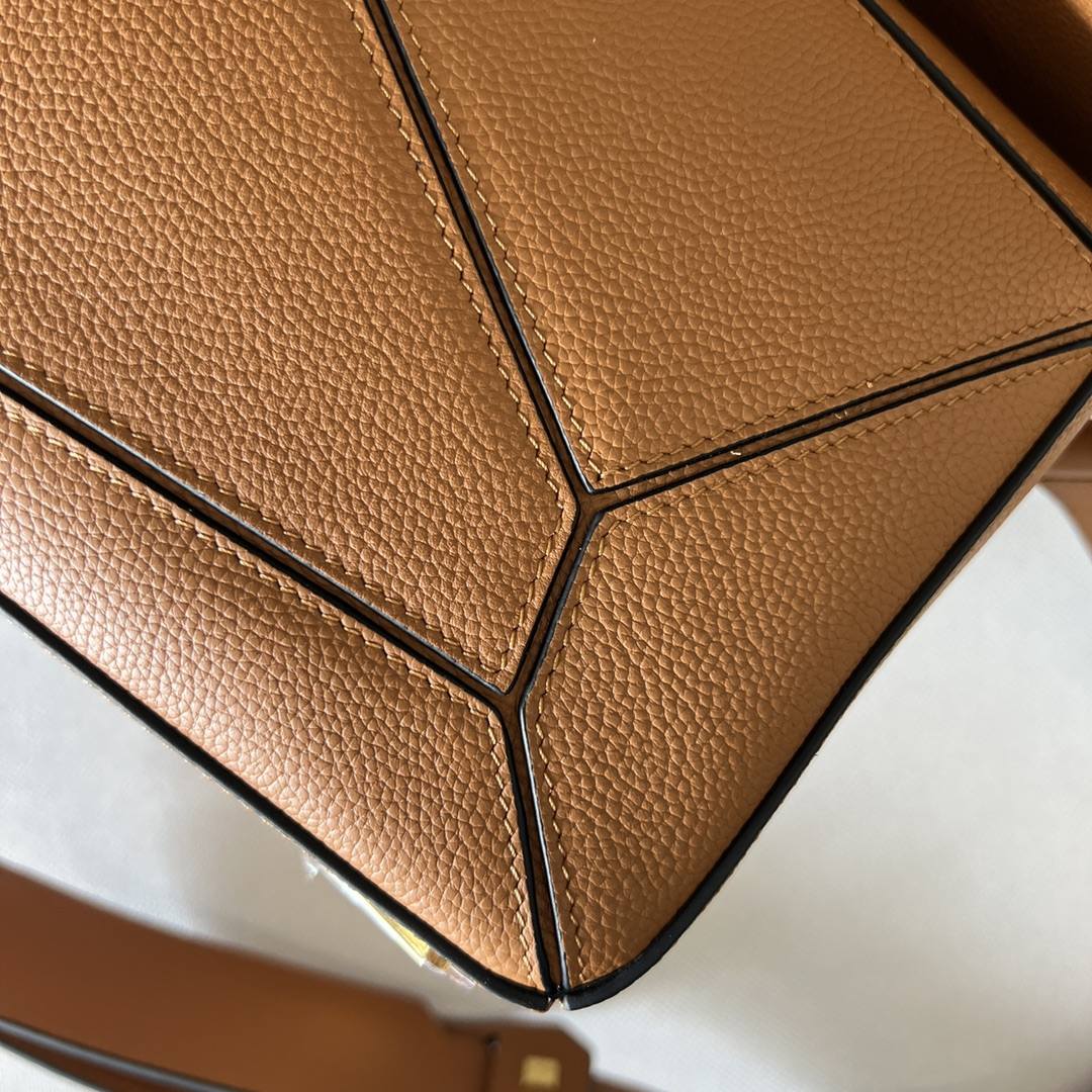 LOEWE Medium Puzzle bag in Soft Grained Calfskin Toffee