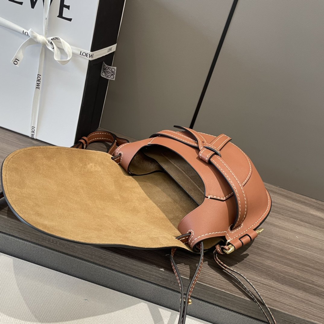 LOEWE Small Gate Dual bag in Soft Calfskin and Jacquard Tan