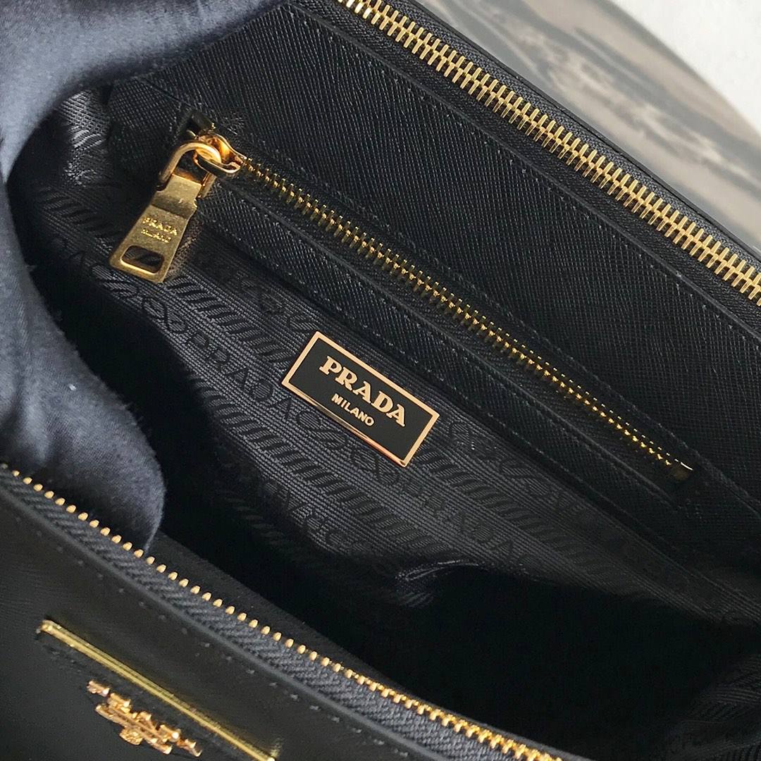 PRADA Medium Prada Galleria Saffiano Leather Bag Black