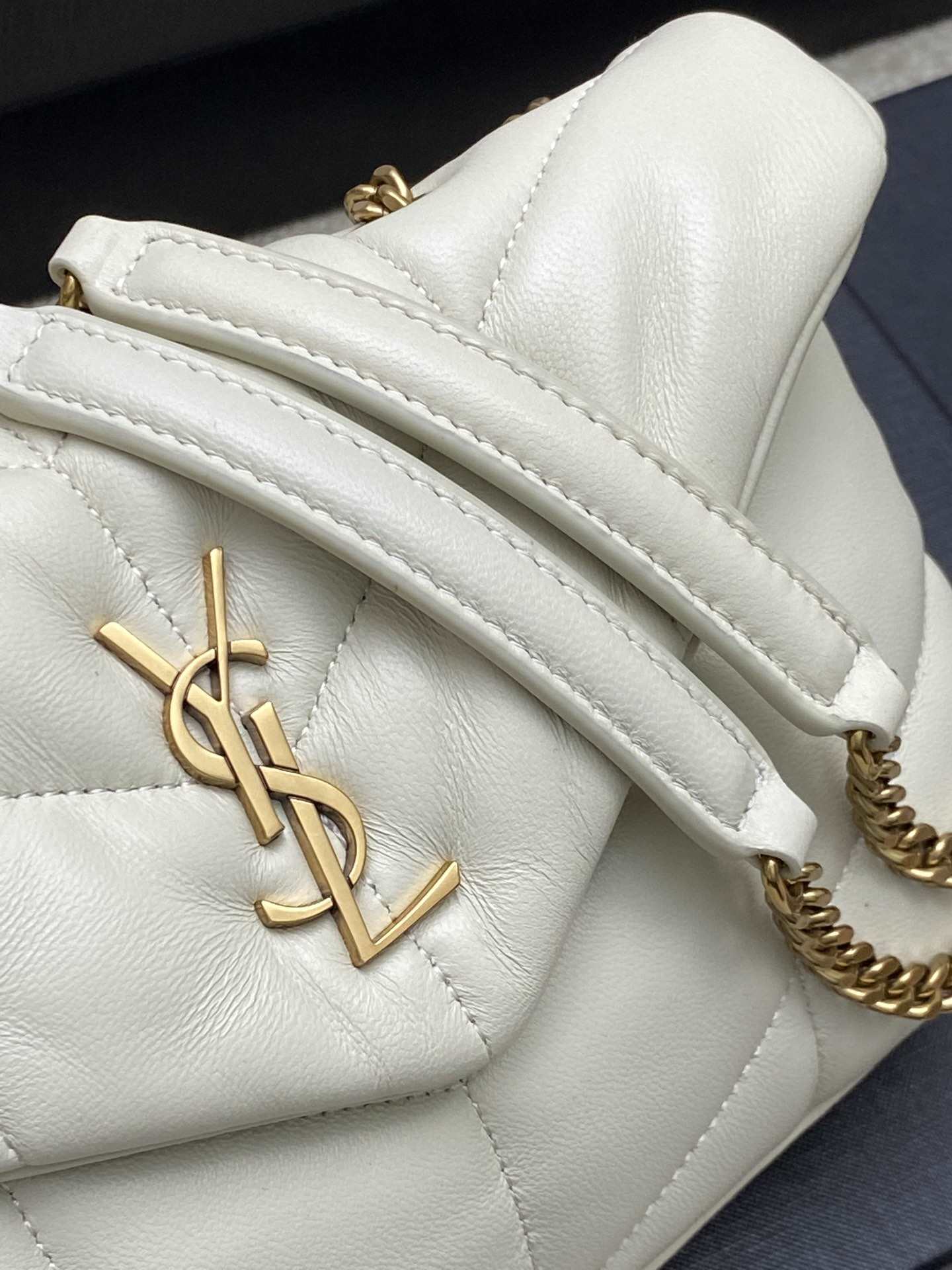 YSL Loulou Small In Quilted Leather Blanc