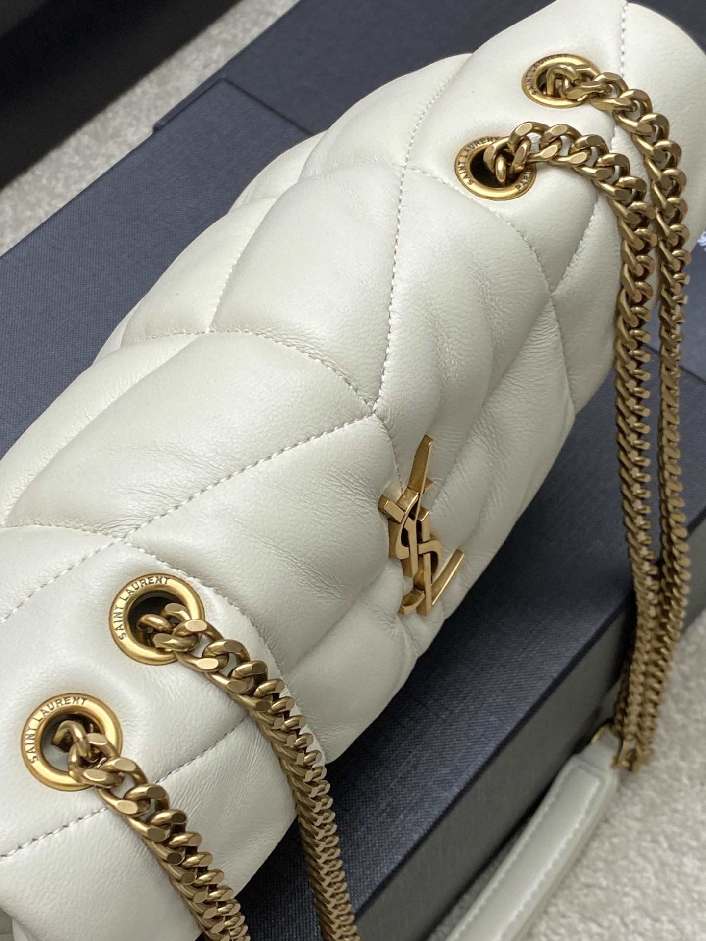 YSL Loulou Small In Quilted Leather Blanc