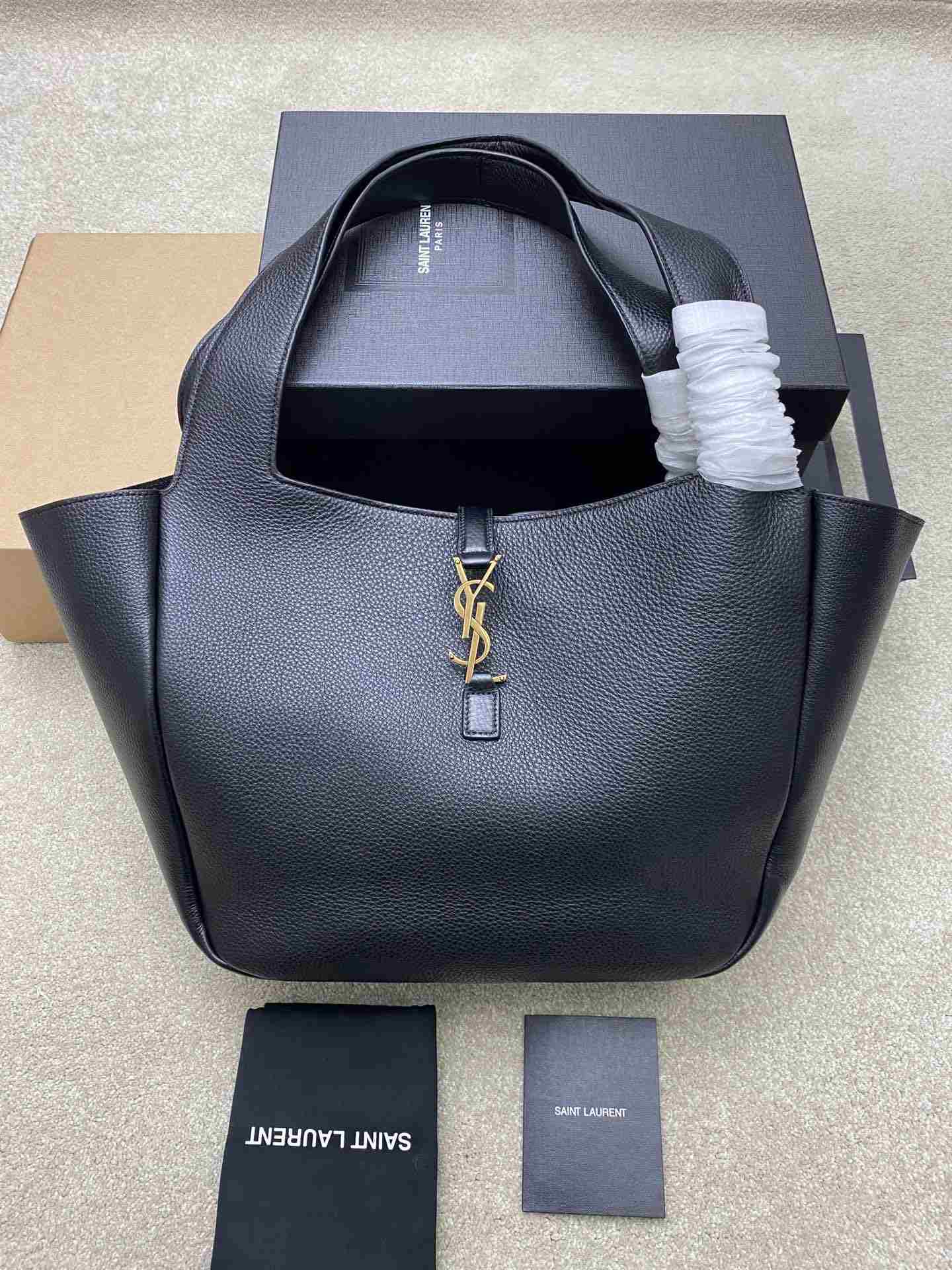 YSL LE 5 À 7 BEA in Grained Leather