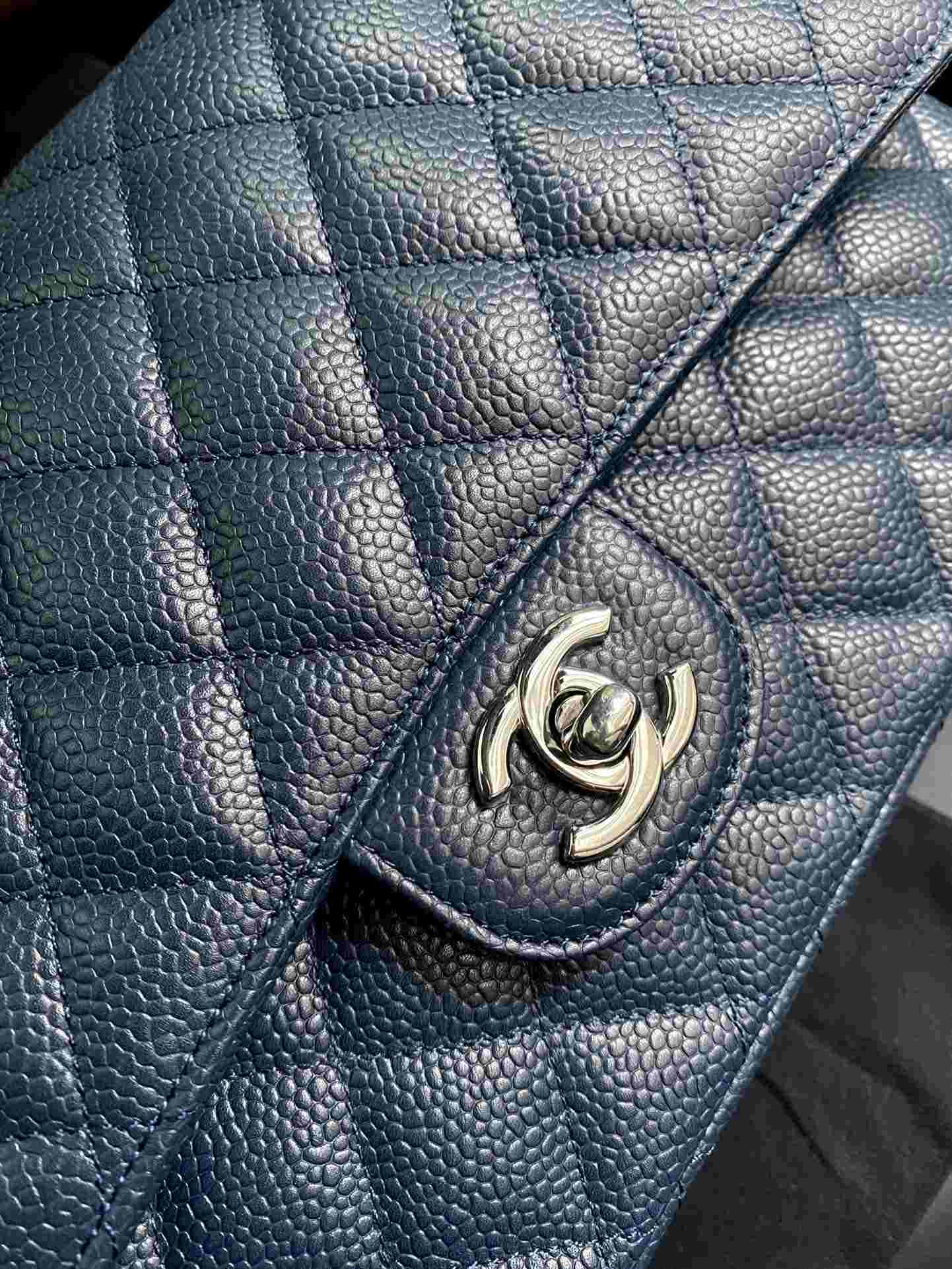 CHANLE Classic 11.12 Handbag Navy Blue