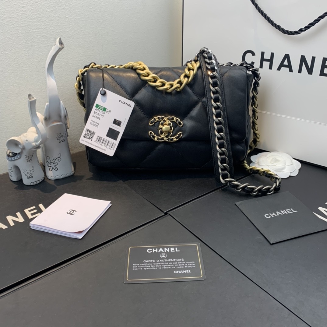 CHANEL 19 Handbag Black