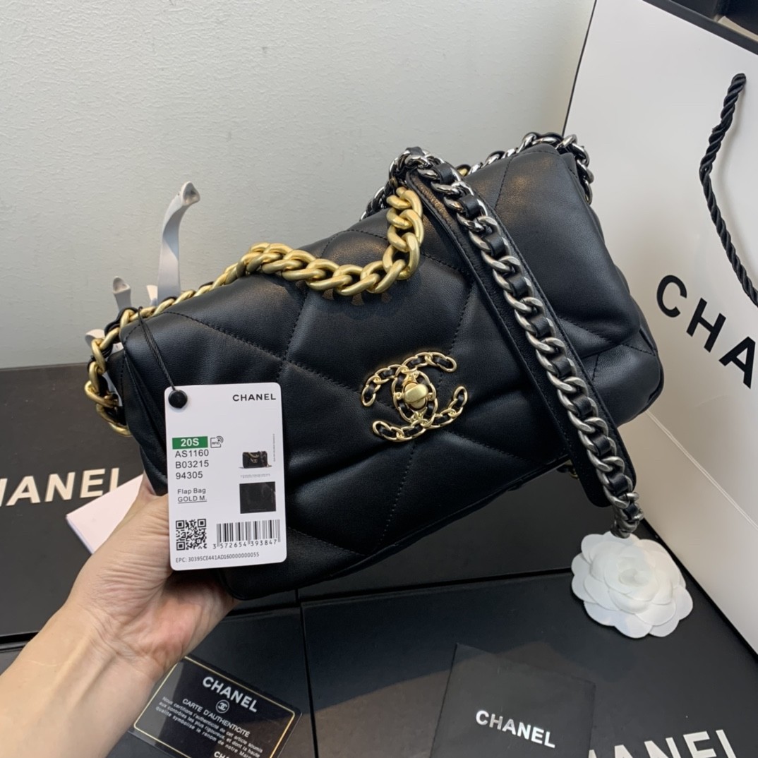 CHANEL 19 Handbag Black