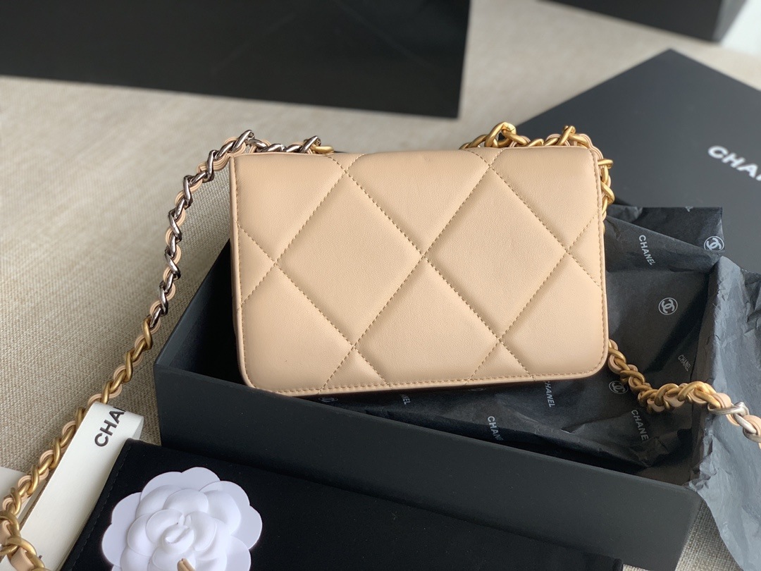 CHANEL 19 Handbag Yellow