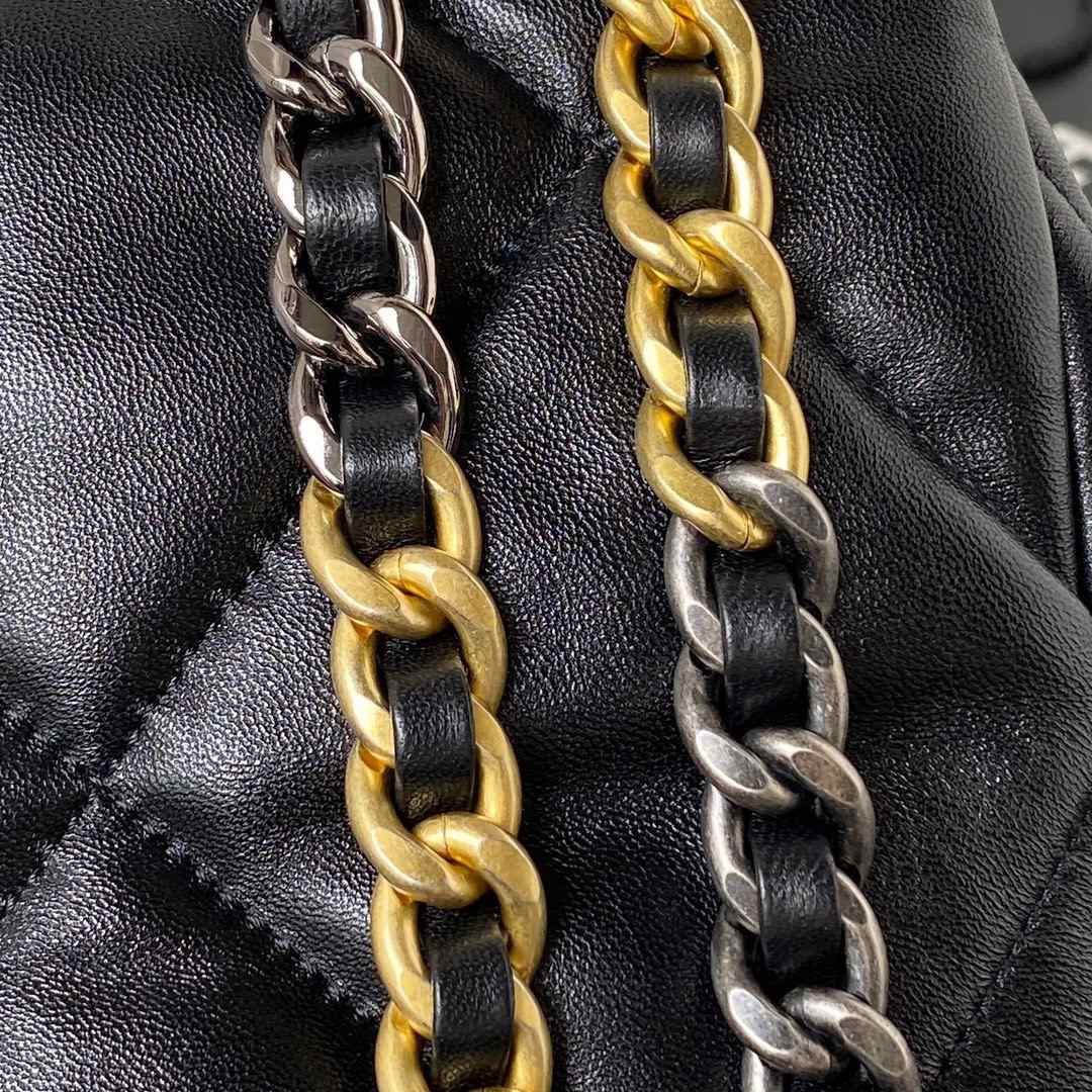 CHANEL 19 Backpack Black