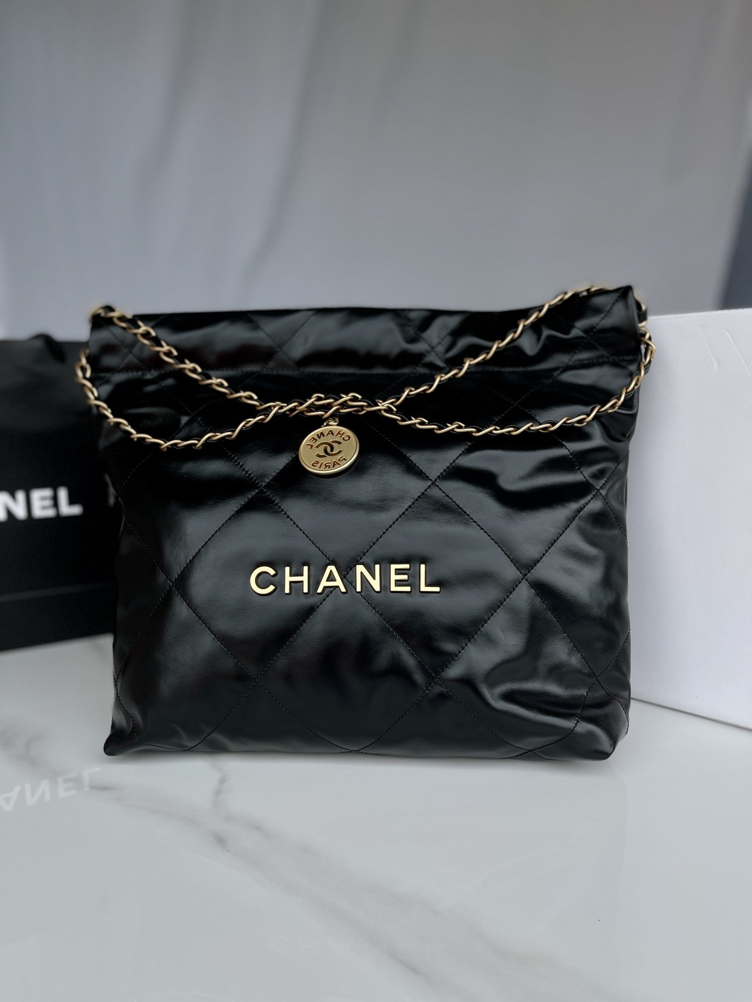 CHANEL 22 Small Handbag Black