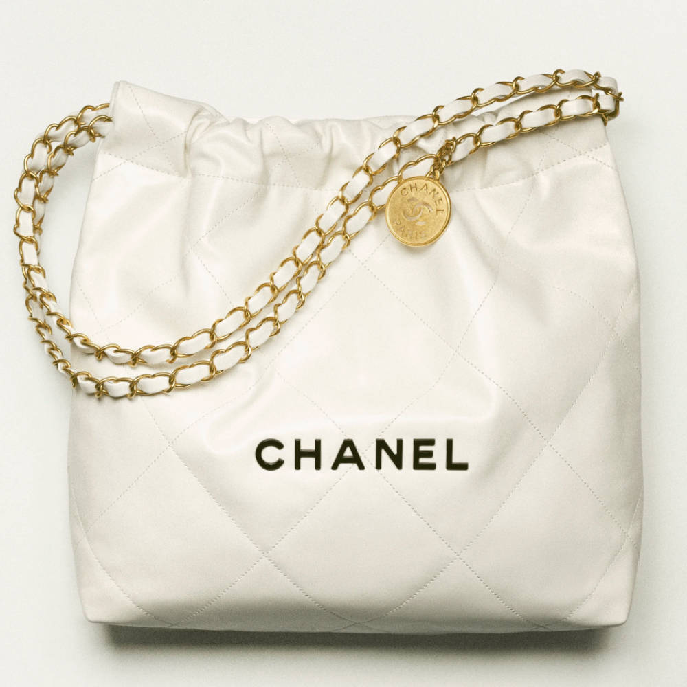 CHANEL 22 Small Handbag White