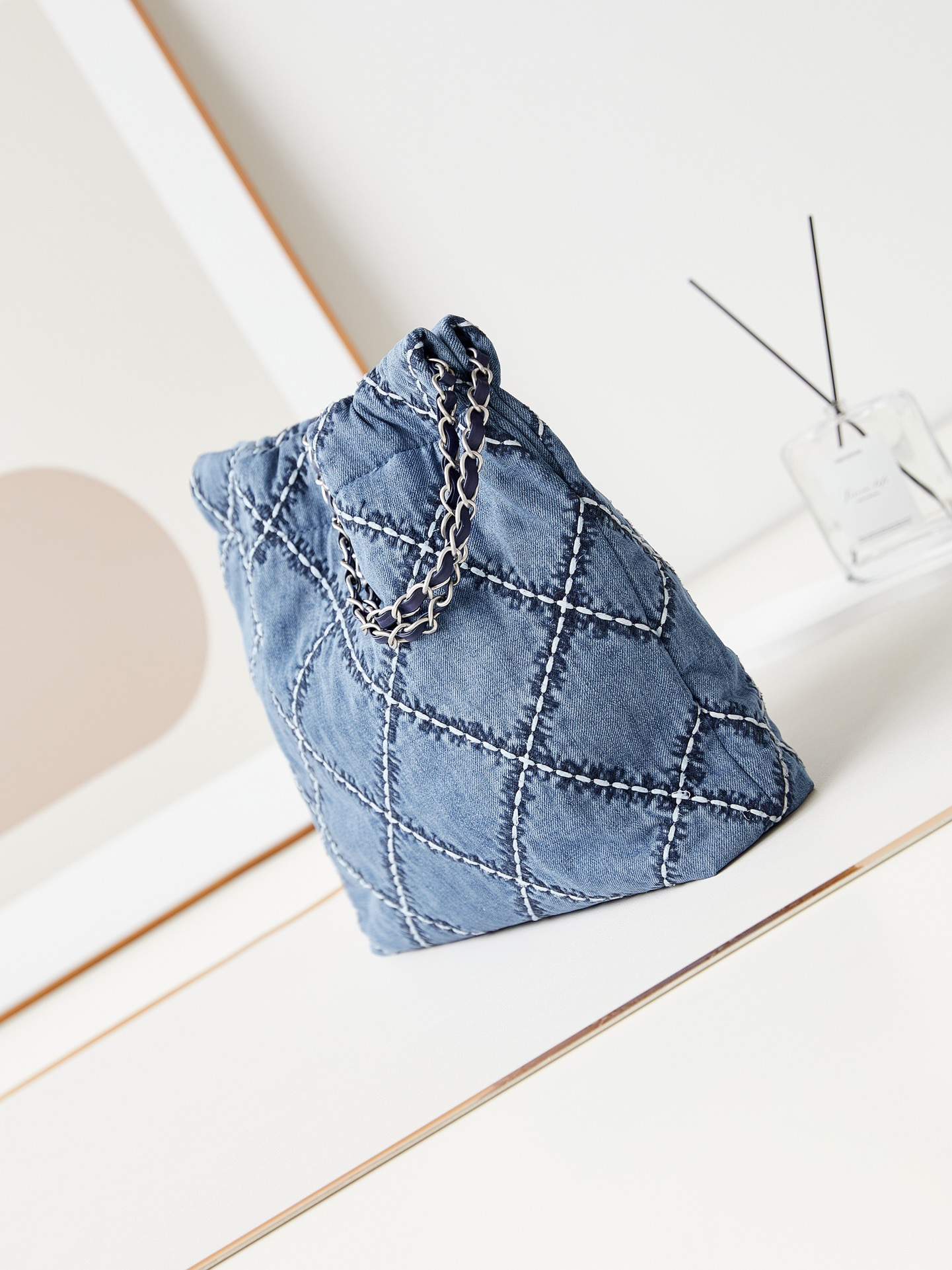 CHANEL 22 Small Handbag Denim