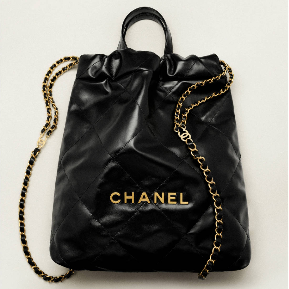 CHANEL 22 Backpack Black