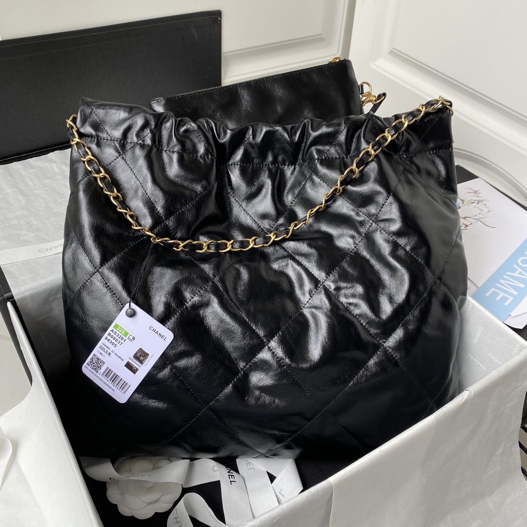  CHANEL 22 Handbag Black