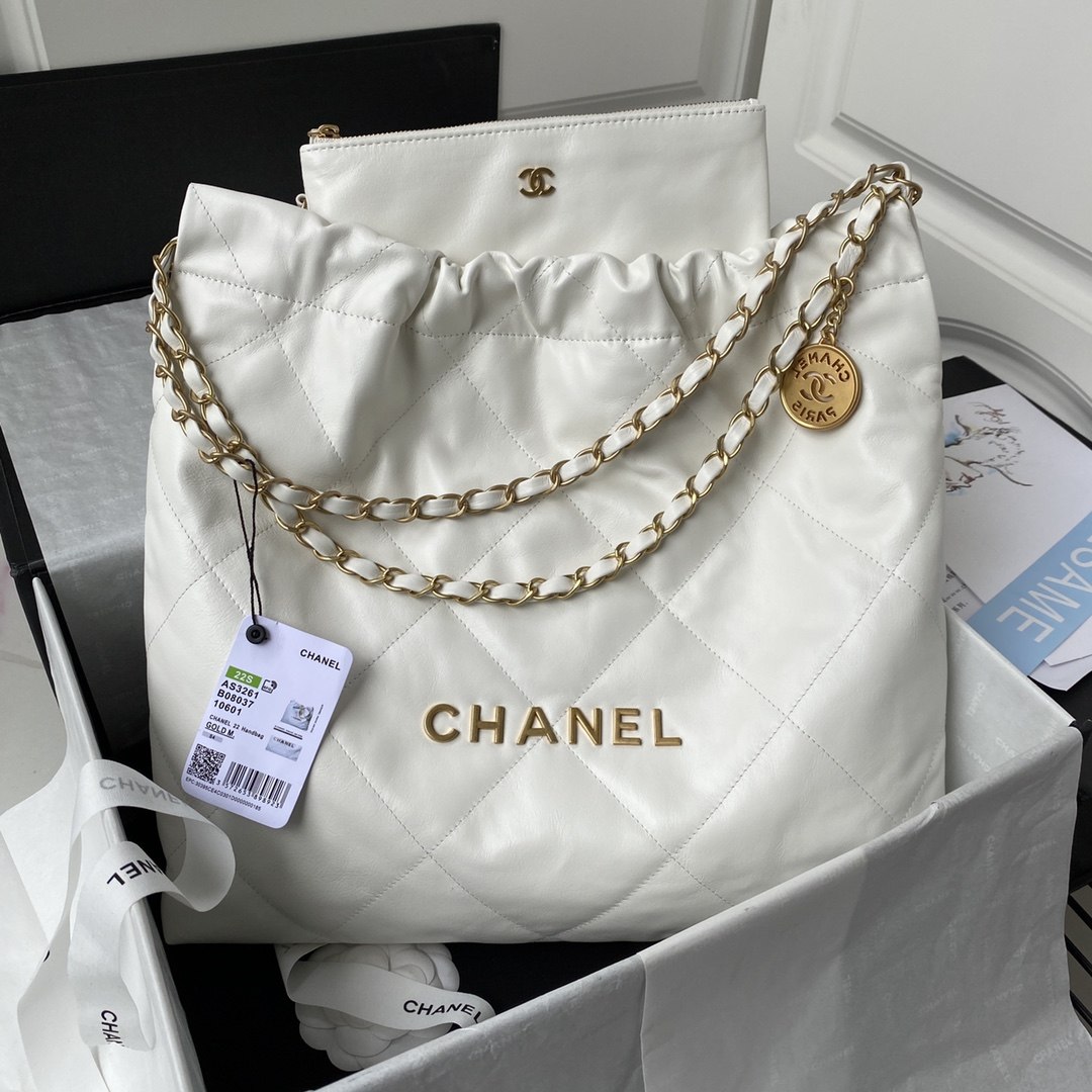  CHANEL 22 Handbag White