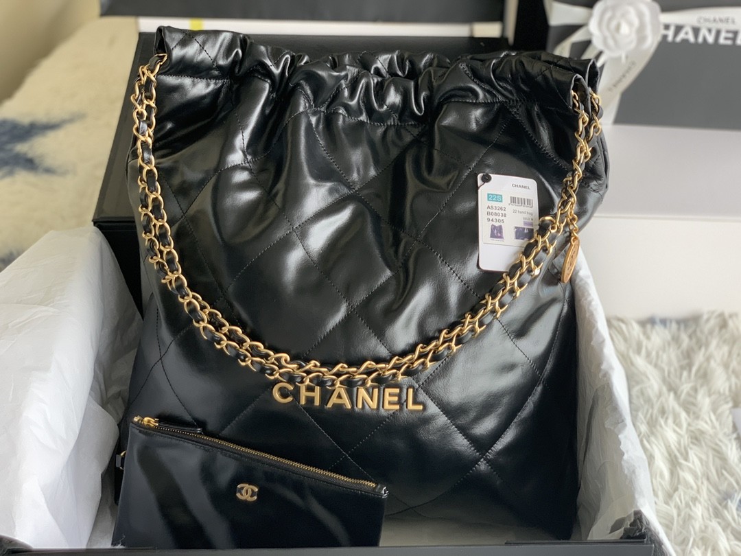 CHANEL 22 Large Handbag Black