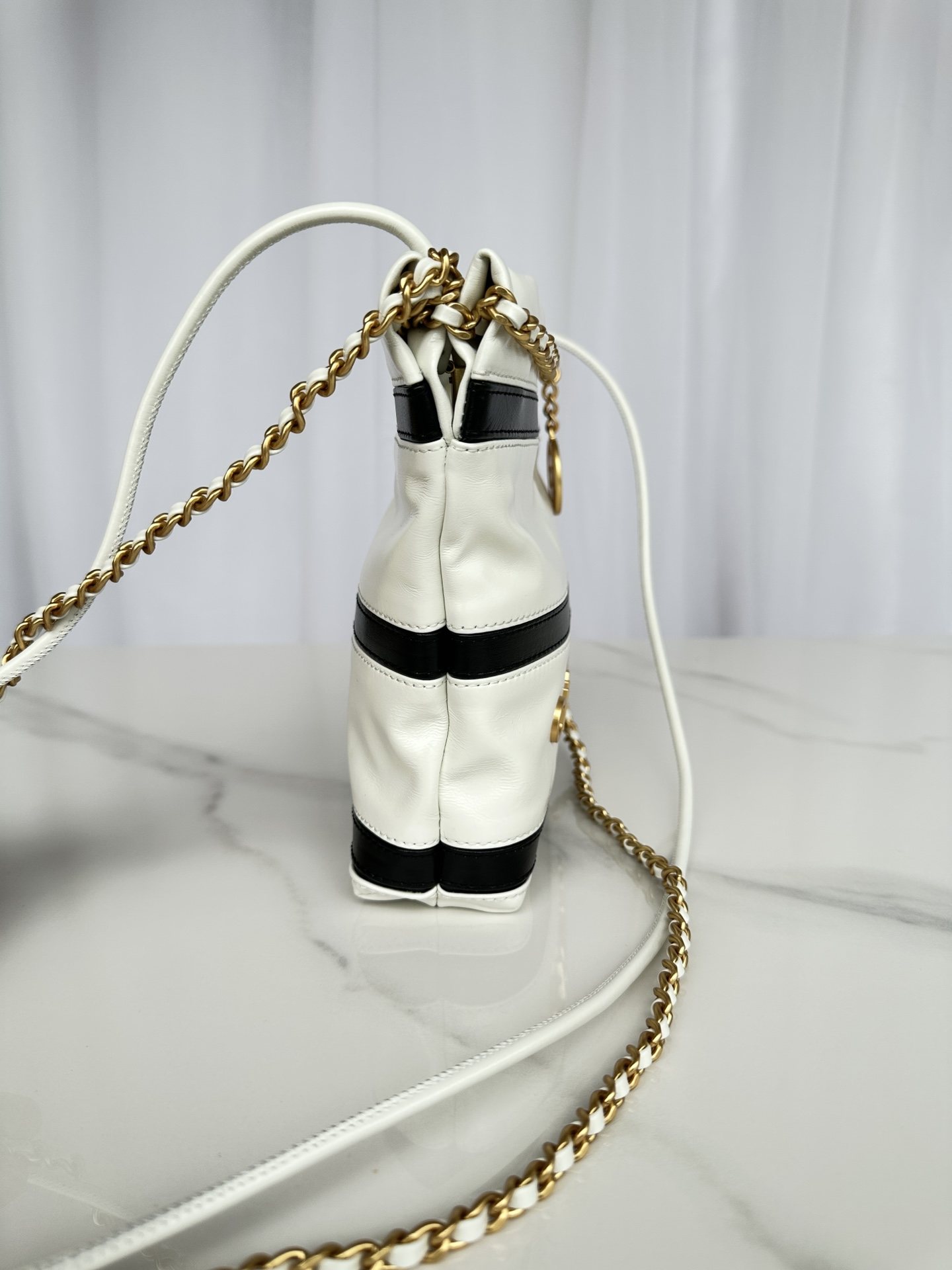 CHANEL 22 Mini Handbag White & Black