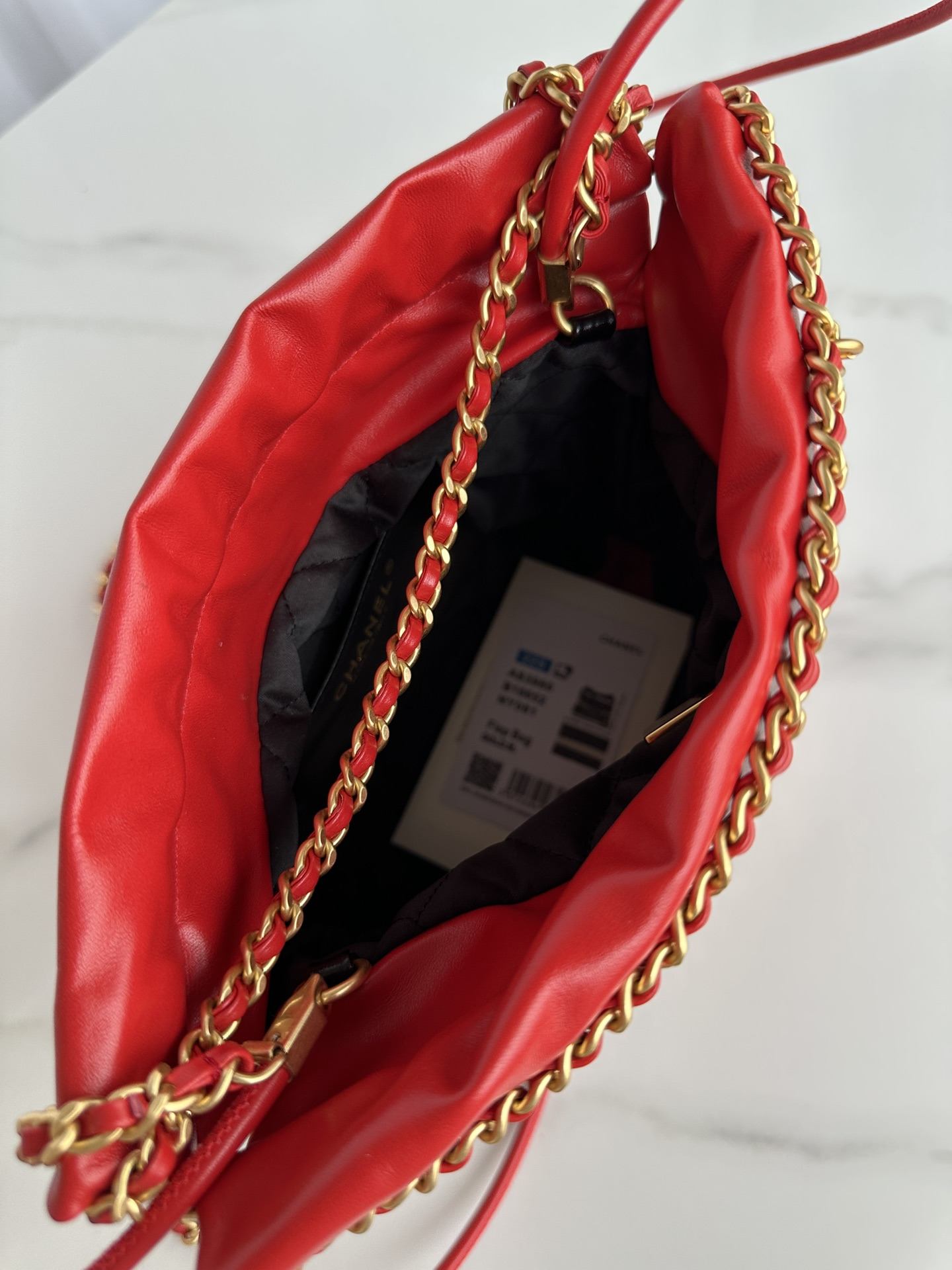 CHANEL 22 Mini Handbag Red & Black