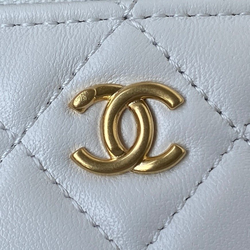 CHANEL Golden Ball Makeup Box White