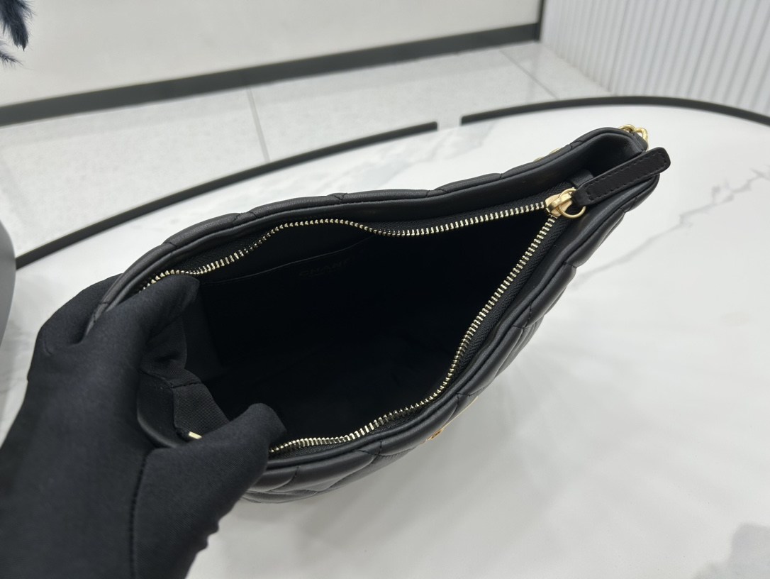 CHANEL Hobo Handbag Black