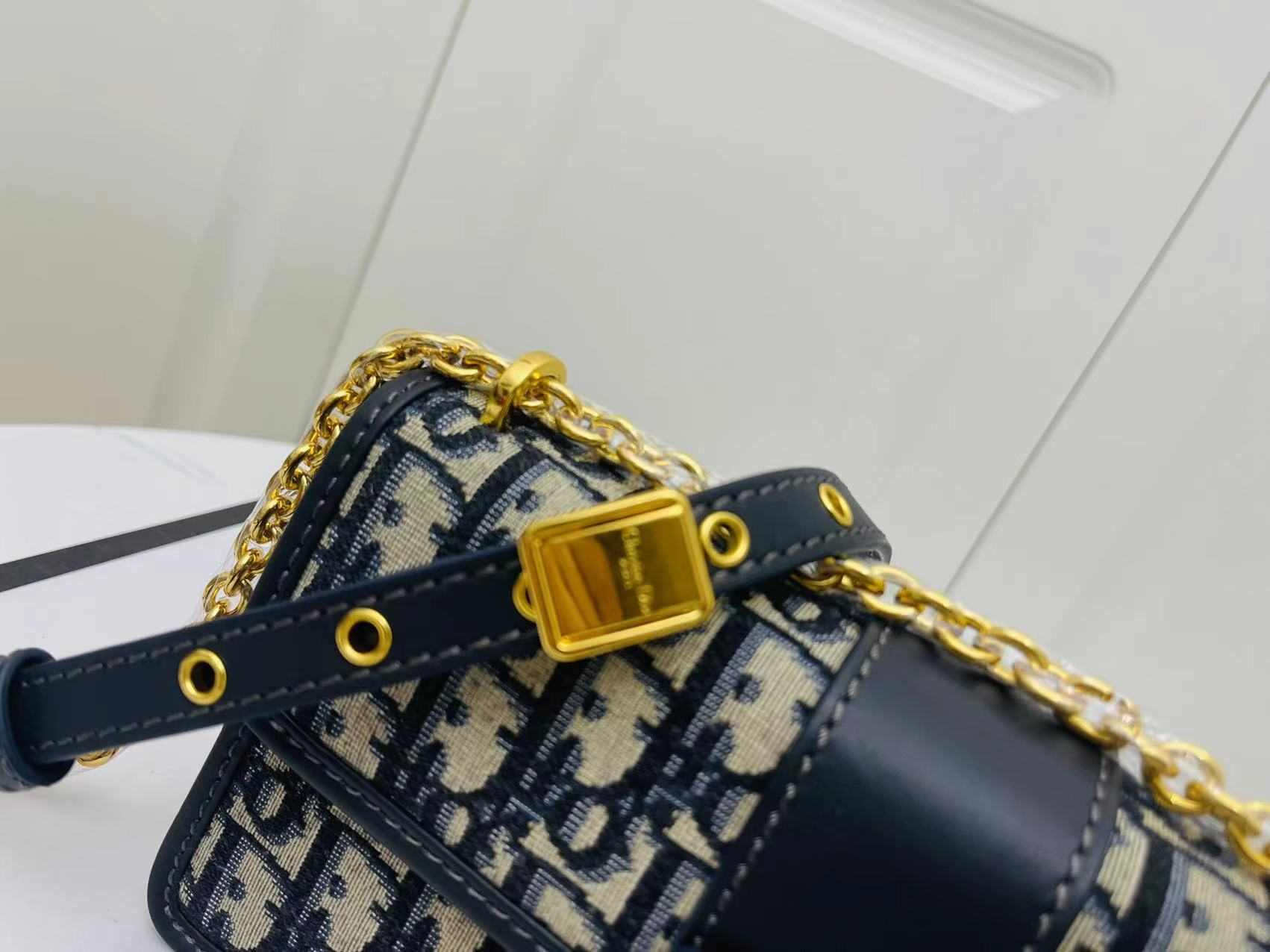 DIOR 30 Montaigne Chain Bag Blue Dior Oblique Jacquard